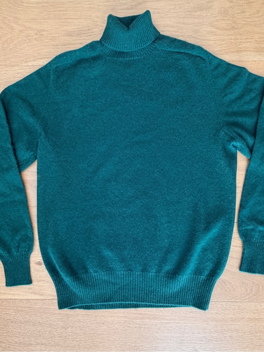 VTG Scotland Cashmere Emerald Green Turtleneck Sweater Sz 44 Mens M  Womens XL